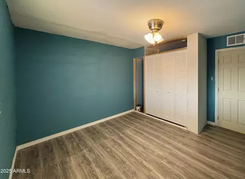 Bedroom - 4810 N 69th Dr, Phoenix, AZ 85033 photo 2 of 3