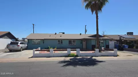 4810 N 69th Dr, Phoenix, AZ 85033