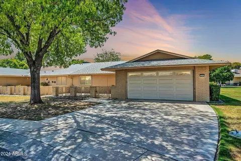 16842 N 103rd Dr, Sun City, AZ 85351