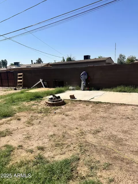 Exterior - 3211 W Campbell Ave, Phoenix, AZ 85017 photo 2 of 4