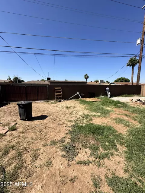 Exterior - 3211 W Campbell Ave, Phoenix, AZ 85017 photo 3 of 4