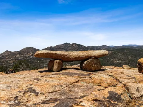 0000 S Monica Mine Rd #5, Peeples Valley, AZ 86332