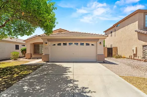 817 E Lamonte St, San Tan Valley, AZ 85140