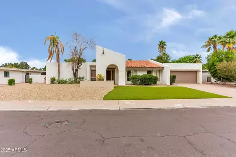 8411 E Via De Jardin --, Scottsdale, AZ 85258