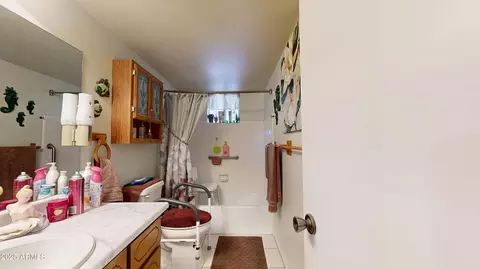 Bath - 1710 W 13th Ave, Apache Junction, AZ 85120 photo 3 of 3