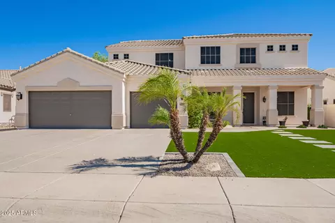 Exterior - 3059 E Parkview Dr, Gilbert, AZ 85295 photo 2 of 10