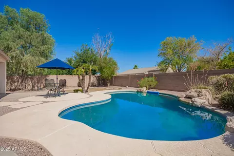 Exterior - 3059 E Parkview Dr, Gilbert, AZ 85295 photo 8 of 10