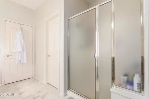 Bath - 3059 E Parkview Dr, Gilbert, AZ 85295 photo 1 of 2