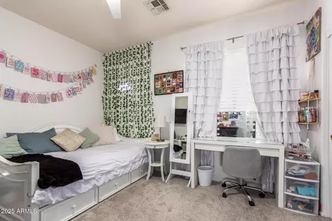 Bedroom - 3059 E Parkview Dr, Gilbert, AZ 85295 photo 4 of 8