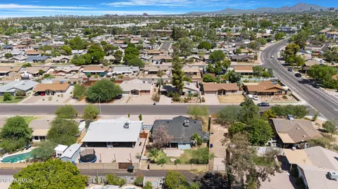 View/Area - 237 E Oxford Dr, Tempe, AZ 85283 photo 4 of 4