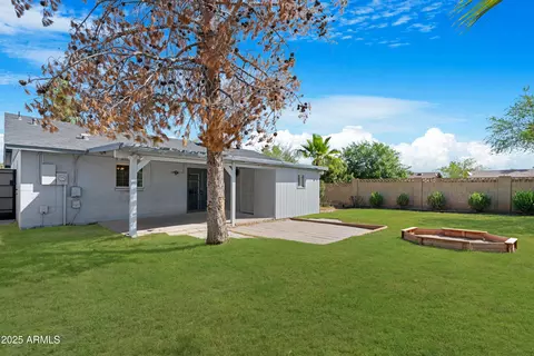 Exterior - 237 E Oxford Dr, Tempe, AZ 85283 photo 1 of 4