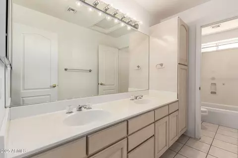 Bath - 804 N 46th St, Mesa, AZ 85205 photo 3 of 4