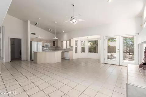 Living - 804 N 46th St, Mesa, AZ 85205 photo 5 of 7