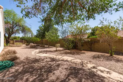 Exterior - 804 N 46th St, Mesa, AZ 85205 photo 7 of 14