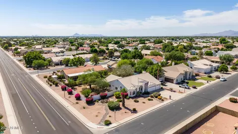 View/Area - 804 N 46th St, Mesa, AZ 85205 photo 10 of 16