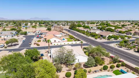 View/Area - 804 N 46th St, Mesa, AZ 85205 photo 15 of 16