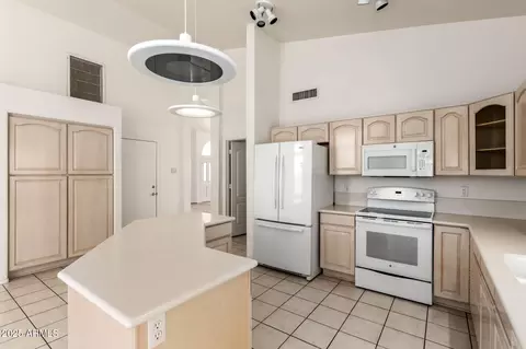 Kitchen - 804 N 46th St, Mesa, AZ 85205 photo 1 of 2