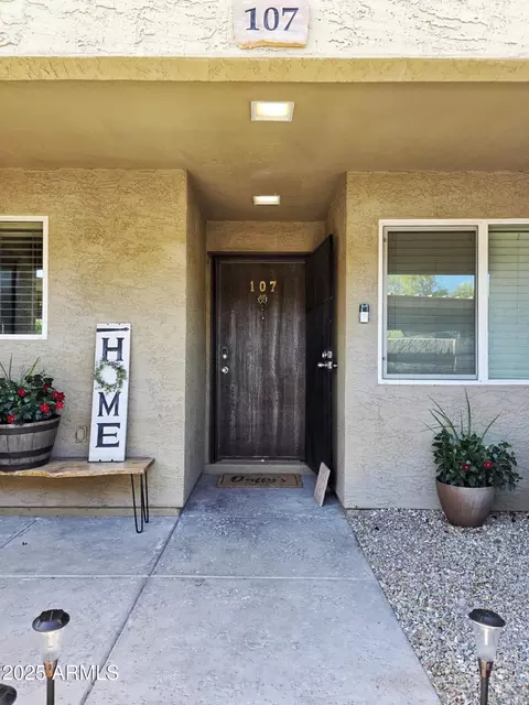 4050 E Cactus Rd #107, Phoenix, AZ 85032