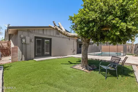 Exterior - 1911 E Lawrence Rd, Phoenix, AZ 85016 photo 8 of 9