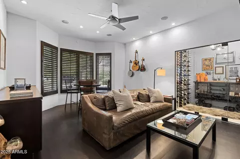 Living - 4702 E Sanna St, Phoenix, AZ 85028 photo 10 of 10