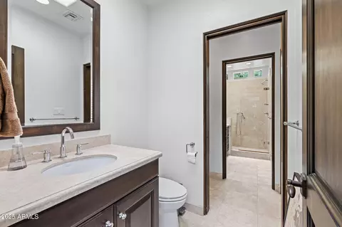 Bath - 4702 E Sanna St, Phoenix, AZ 85028 photo 3 of 7