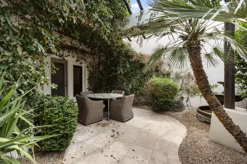 Exterior - 4702 E Sanna St, Phoenix, AZ 85028 photo 10 of 17
