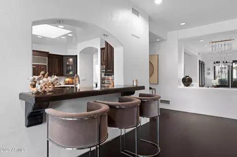 Kitchen - 4702 E Sanna St, Phoenix, AZ 85028 photo 1 of 7