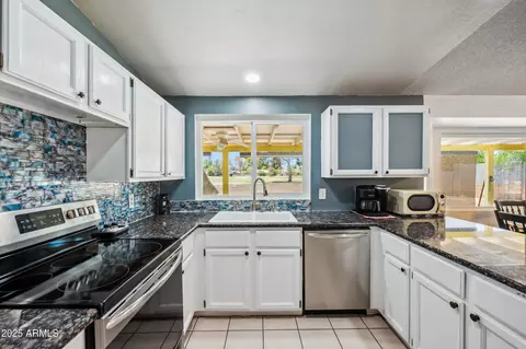 Kitchen - 7430 Ed Rice Ave, Mesa, AZ 85208 photo 2 of 3