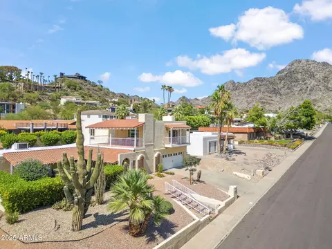 2016 E Orangewood Ave, Phoenix, AZ 85020 photo 2