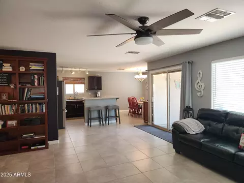 Living - 2317 E Mohave Ln, Apache Junction, AZ 85119 photo 2 of 4