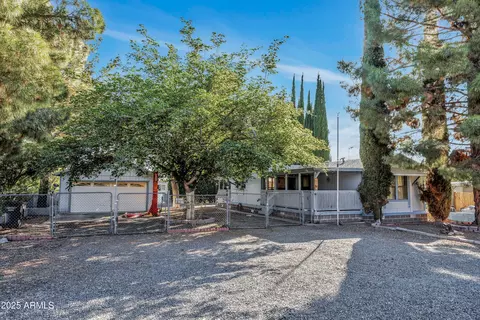 17124 E Fairway Dr, Mayer, AZ 86333