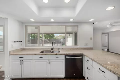 Kitchen - 1862 E Tulane Dr, Tempe, AZ 85283 photo 3 of 3