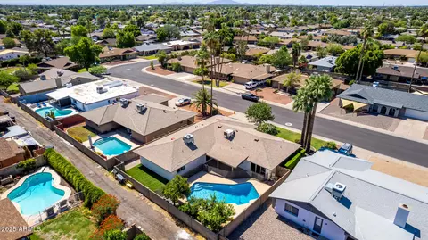 View/Area - 1862 E Tulane Dr, Tempe, AZ 85283 photo 5 of 7