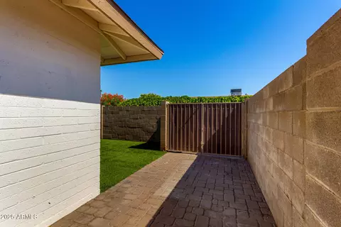Exterior - 1862 E Tulane Dr, Tempe, AZ 85283 photo 6 of 7