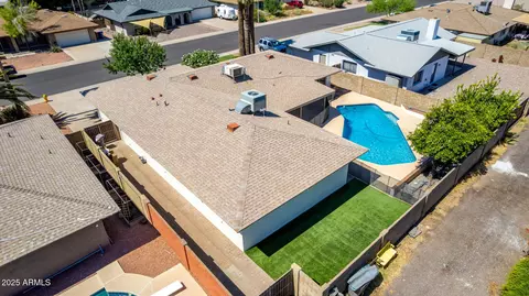View/Area - 1862 E Tulane Dr, Tempe, AZ 85283 photo 2 of 7