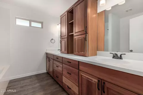 Bath - 1862 E Tulane Dr, Tempe, AZ 85283 photo 3 of 3