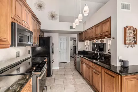 Kitchen - 3054 E Norwood St, Mesa, AZ 85213 photo 1 of 6