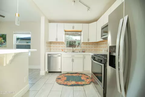 Kitchen - 1512 E Cypress St, Phoenix, AZ 85006 photo 2 of 2