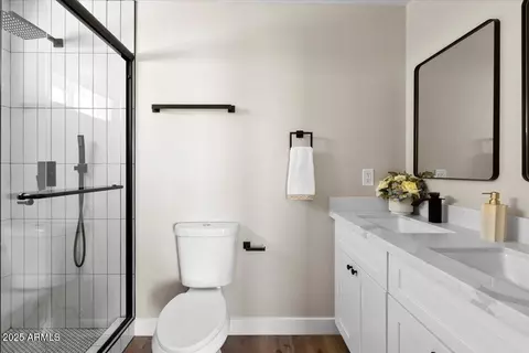 Bath - 2559 E Broadway Rd, Phoenix, AZ 85040 photo 5 of 6