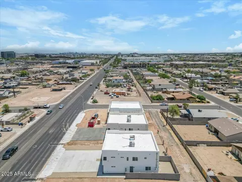 View/Area - 2559 E Broadway Rd, Phoenix, AZ 85040 photo 2 of 3
