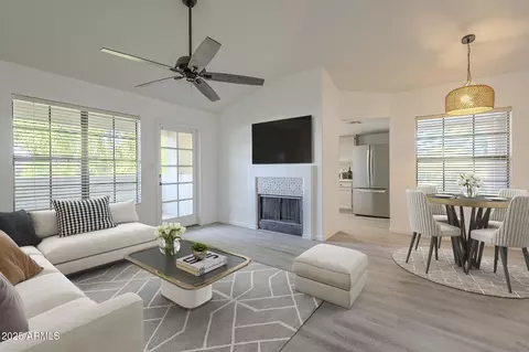 6885 E Cochise Rd #219, Paradise Valley, AZ 85253