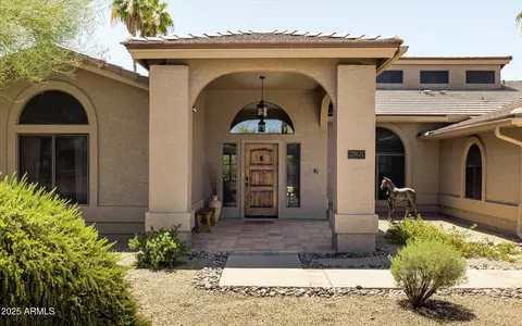 25821 N Bolero Bnd, Rio Verde, AZ 85263