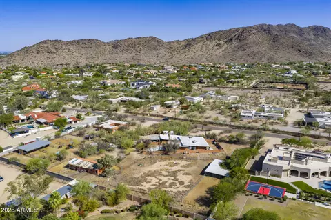 4040 E Via Estrella -- #-, Phoenix, AZ 85028 photo 5