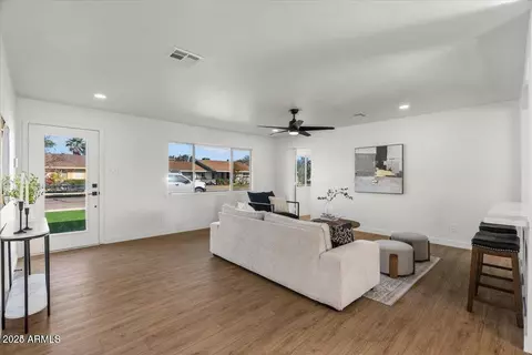 1421 W Pasadena Ave, Phoenix, AZ 85013 photo 9