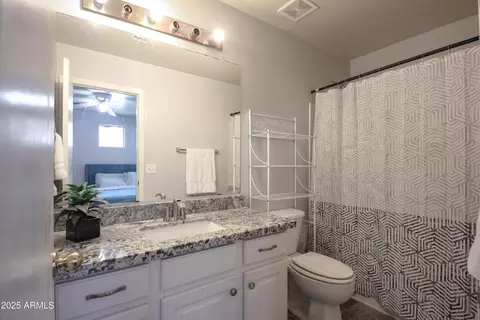 Bath - 4250 E Gail Dr, Gilbert, AZ 85296 photo 1 of 2