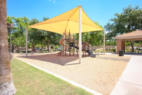 View/Area - 4250 E Gail Dr, Gilbert, AZ 85296 photo 1 of 1
