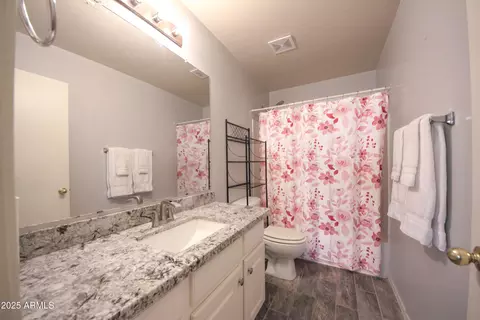 Bath - 4250 E Gail Dr, Gilbert, AZ 85296 photo 2 of 2