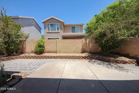 Exterior - 4250 E Gail Dr, Gilbert, AZ 85296 photo 4 of 7