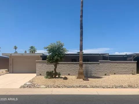 9708 W Redwood Dr, Sun City, AZ 85351