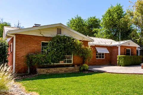 1020 S Maple Ave, Tempe, AZ 85281